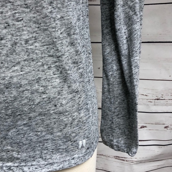 VS Grey Long Sleeve - Picture 4 of 5